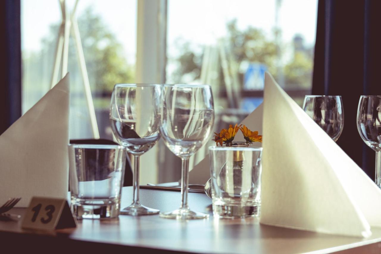 Hotel Carlshamn كورلْشامن المظهر الخارجي الصورة
